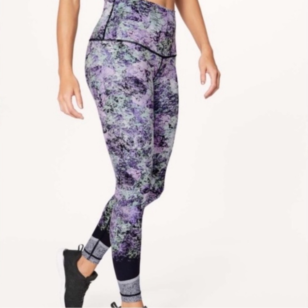 Lululemon Wunder Under Full Length Leggings size 8
